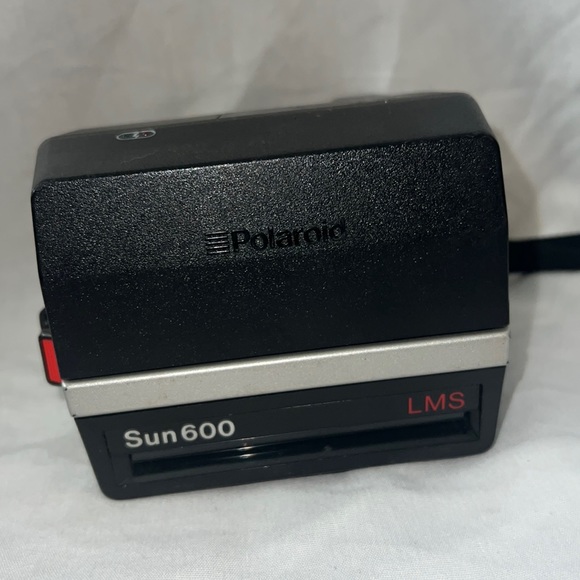 Polaroid600 landcamera sun 600. Great condition.Instant camera w/flash